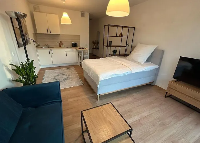 Modernes In Huerth In Bester Lage Apartmán *