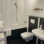 Apartamento Modernes In Hürth In Bester Lage